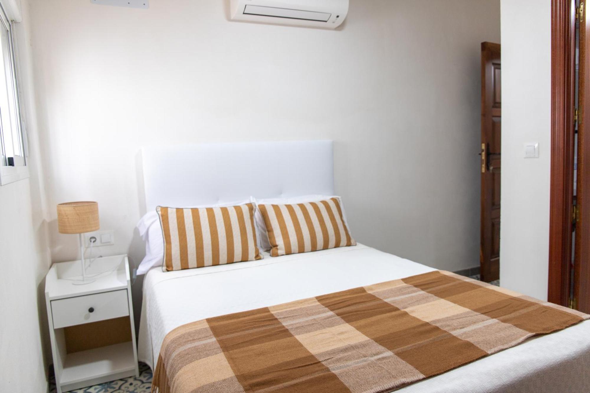 Apartamentos San Francisco Sevilla Dış mekan fotoğraf